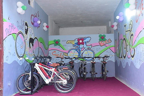 The shed and e-bikes | (Pic: Estinno Energy)