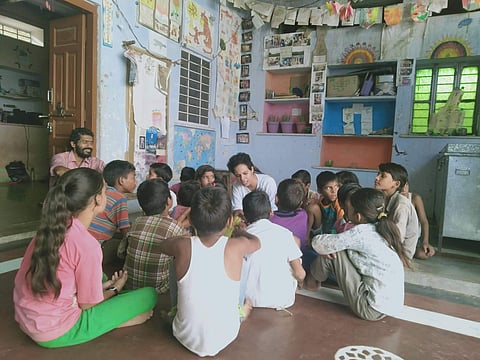 Vandana with kids | (Pic: Rang Karwan)