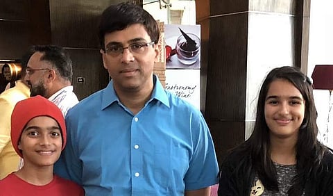 Bhavik and Bhushita with Viswanathan Anand | (Pic: Samvedna Chess)