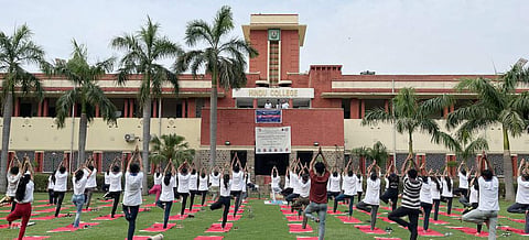 Hindu college boys’ hostel to be demolished; alumnus go down memory lane
