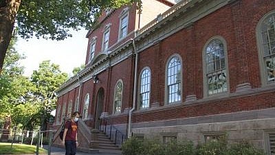 'Dissent is a right, undermining institutions is not': Harvard scholars decry attacks on institutions