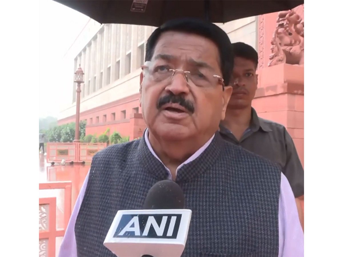 Parimal Nathwani urges talks to resolve Jharkhand student protest