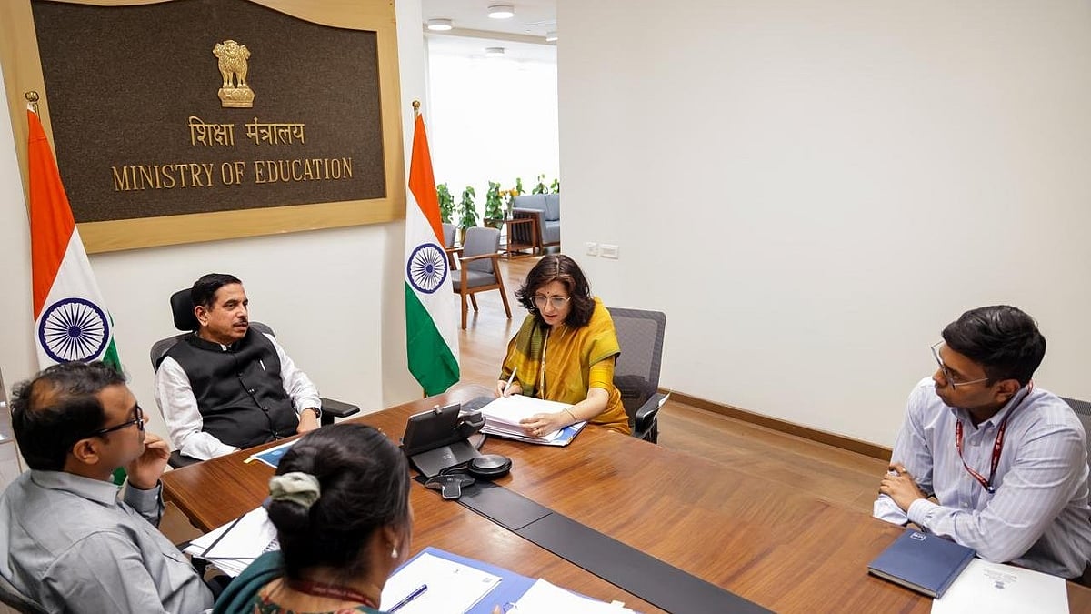 Education minister Joshi reviews implementation of PM's free online coaching initiative