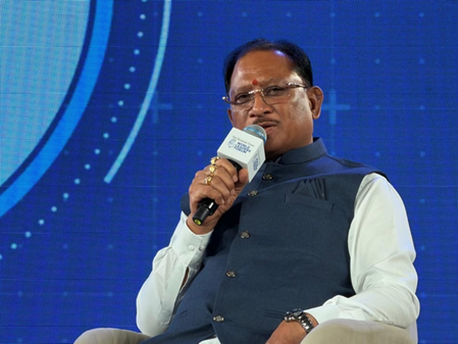 Chhattisgarh CM Vishnu Deo Sai announces AI training initiatives for 6 lakh students.