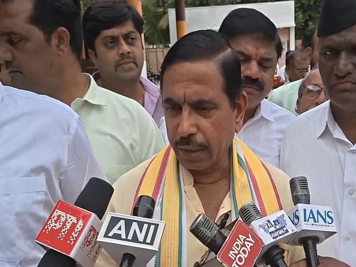 Pralhad Joshi accuses Karnataka Govt of involvement in KPSC scam