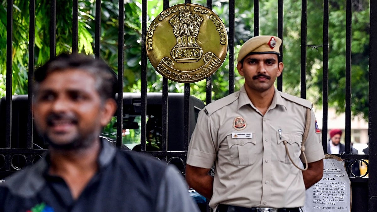 Delhi HC slams 'pick and choose' arrests in child trafficking case
