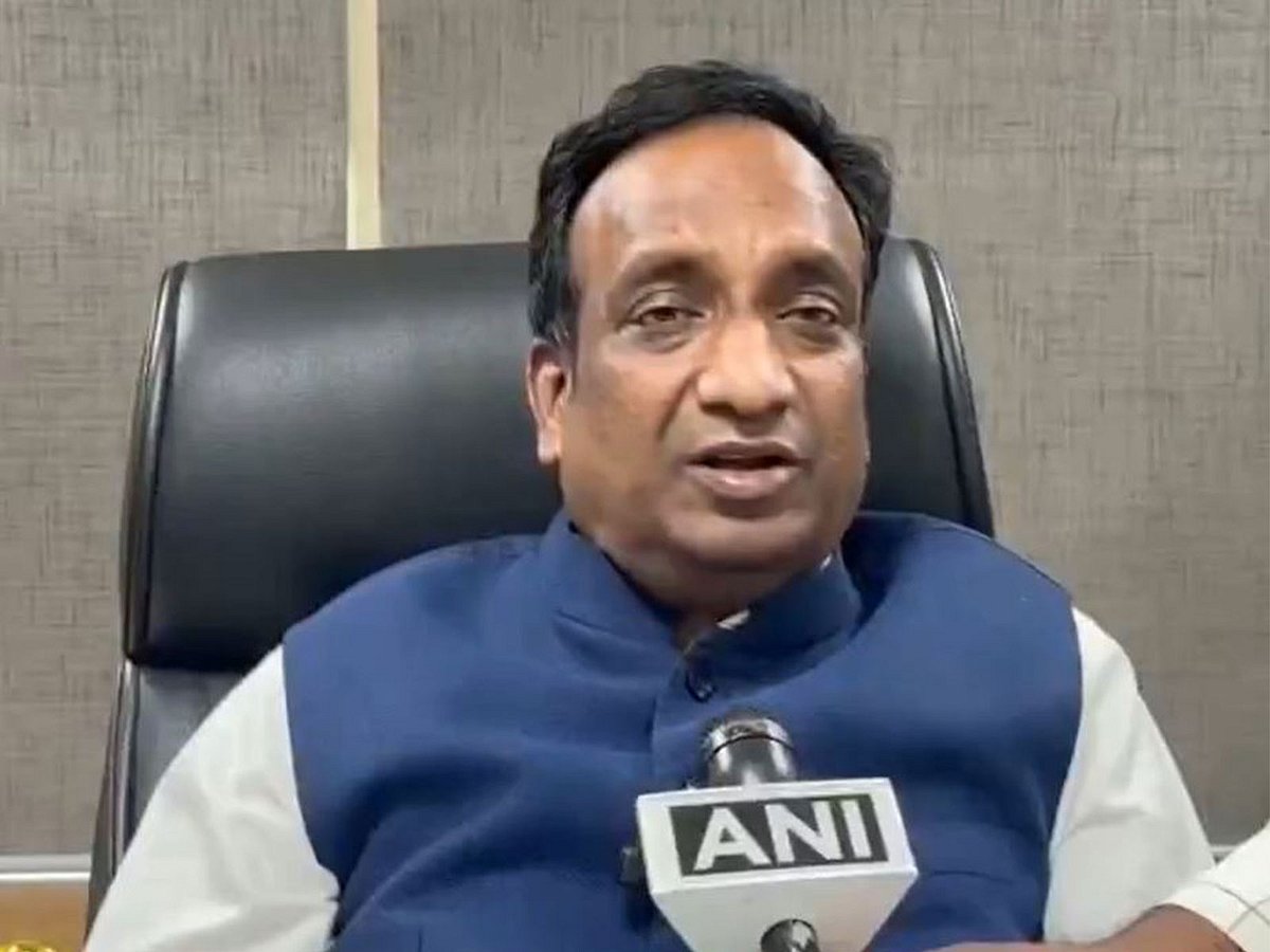 MPSC Chairman clarifies role in Drug Inspector paper leak case