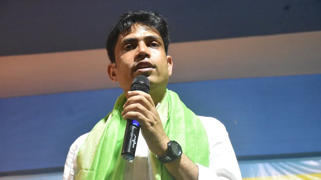বিপুল অবৈধ আর্থিক লেনদেনের অভিযোগ, জাহাঙ্গিরের সম্পত্তি নিয়ে থানায় নালিশ