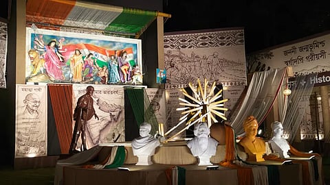 ফুলিয়া বসাক বাড়ির ভাবনায় সুতোয় গাঁথা স্বাধীনতা