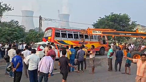 জাতীয় সড়কে ভয়াবহ দুর্ঘটনায় মৃত ২