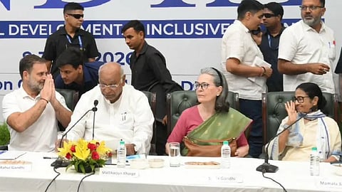 ইন্ডি জোটের বৈঠকের ফাইল ছবি। 