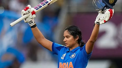 জ়িম্বাবোয়ের বিরুদ্ধে সেঞ্চুরি করার পর প্রতিকা রাওয়ালের ছবি।