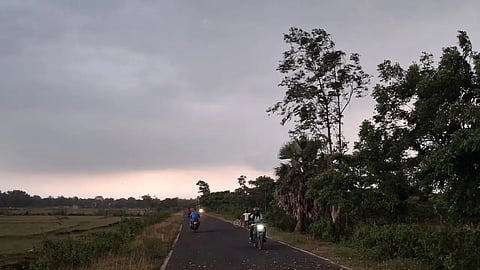 একটি ঘন কালো মেঘ 