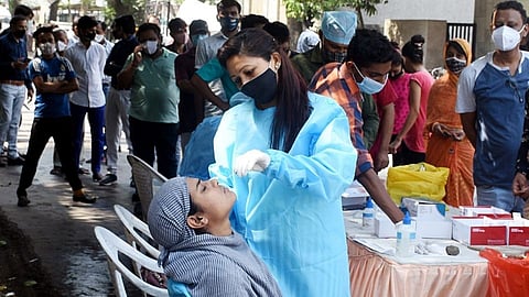 कोरोनाची दुसरी लाट महाभयंकर; दुपटीने वाढली संख्या