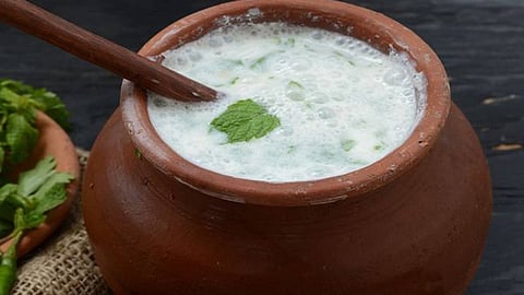 उरलेल्या ताकाचा 'या' रेसिपीजमध्ये करा वापर