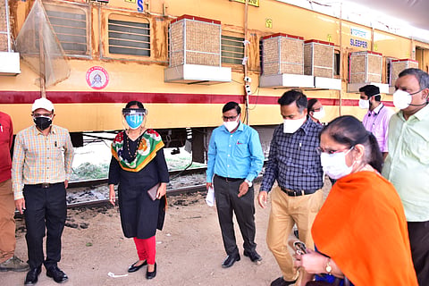 मध्य रेल्वेचे ११ कोच कोविड रुग्णांसाठी सज्ज; मनपासोबत संयुक्तपणे करणार उपचार