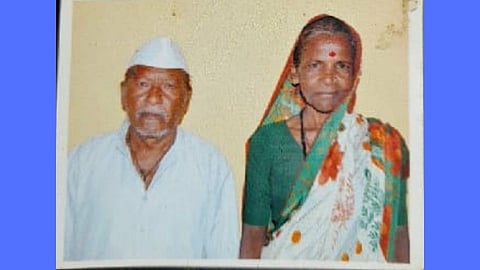 पतीच्या मृत्यूचा बसला धक्का अन् सोडले त्या माऊलीने जाग्यावरच प्राण 
