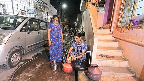 पाण्यापायी बोटं झाली वाकडी अन्‌ सांधेदुखीनं ग्रासलं!