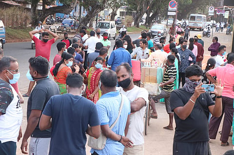 गोव्यात नाईट कर्फ्यू; दहावी-बारावीच्या परीक्षाही ढकलल्या पुढे
