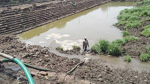 अतिप्राचीन बांधकामाचा उत्कृष्ट नमुना असलेले गावतळे : पन्नास एकरातील शेतीला  मिळणार नवसंजीवनी