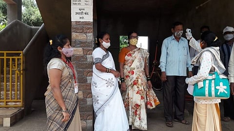 कोरोनासोबत लढ्यासाठी हर्णेत 'माझी रत्नागिरी, माझी जबाबदारी' 