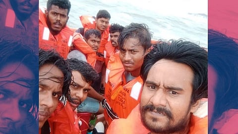 Crew members 