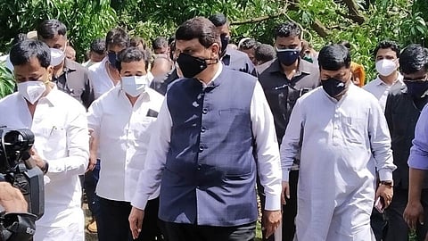 मुख्यमंत्री उध्दव ठाकरे रत्नागिरी -सिंधुदुर्ग दौर्‍यावरच का? 
