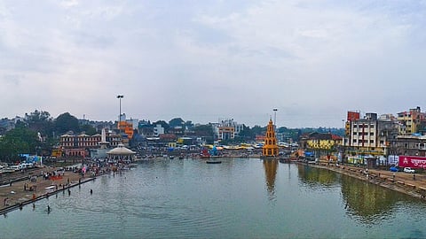 Nashik City