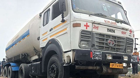 ऑक्सिजन वाहतूक करणारे टँकर चालक पळून जाण्याची शक्यता कारण....