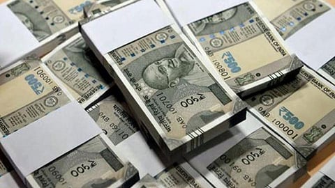 500 Rupees