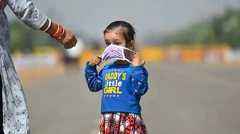 "आई मला खेळायला जायचंय, जाऊ दे गं"; वाढली पालकांची डोकेदुखी 