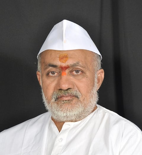 बेल्हेकरवाडी येथील रेणुका दरबारचे पिठाधिक्ष नाना महाराज यांचे निधन