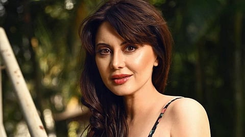 actress minisha lamba 