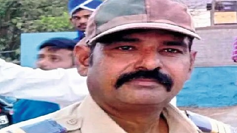 पोलिस हेडकॉन्स्टेबल  प्रभुदास  म्हस्के 