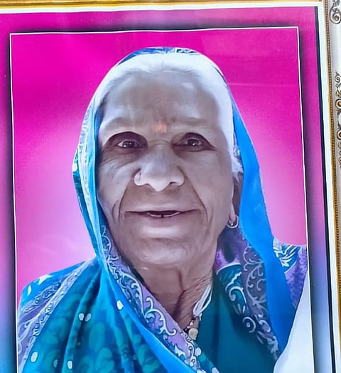 मयत चंपाबाई पोघे, हिंगोली