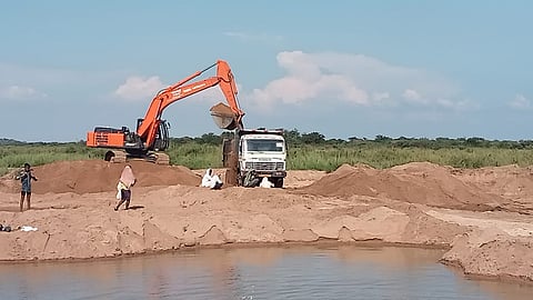 बिलोली तालुक्यातील हूनगुंदा वाळू घाट 