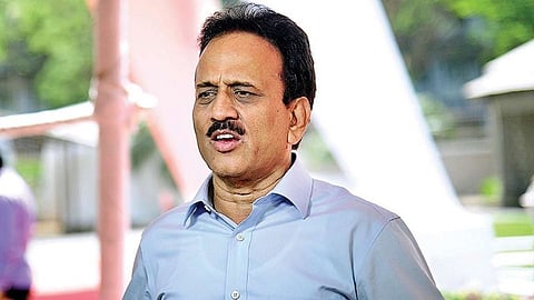 Girish mahajan