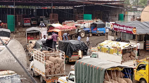 कांदा लिलाव घोडेगाव