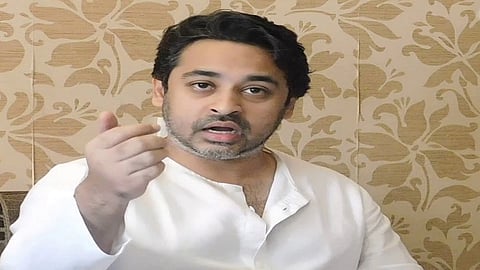 Nilesh Rane on 109 ST employees protest on sharad pawar residence 