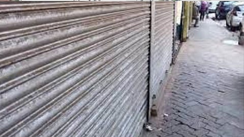 दुकाने सोमवार ते शुक्रवार दुपारी चारपर्यंतच सुरू; दोन दिवस व्‍यवहार बंद 