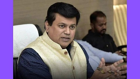 'सेनेला संपवण्याची भाषा कराल तर शिवसैनिक बारा वाजवतील'