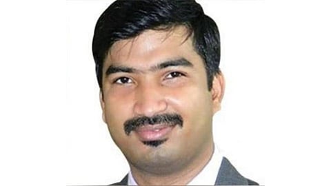 रत्नागिरीचे जिल्हाधिकारी लक्ष्मीनारायण  मिश्रा यांची बदली 