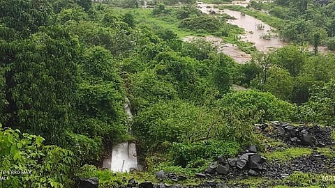 Panderi Dam Update: दोन दिवसाच्या अथक प्रयत्नाला अखेर यश