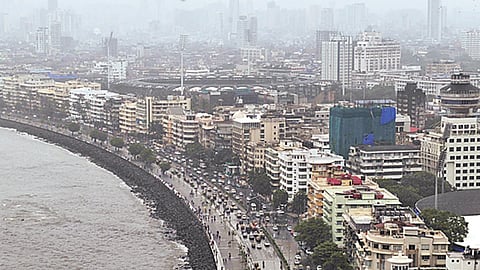 Mumbai sea side 
