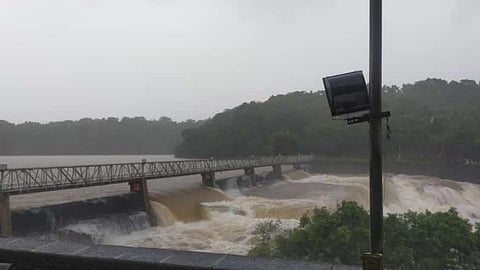 Kolhapur : राधानगरी धरणाचे दोन स्वयंचलीत दरवाजे उघडले