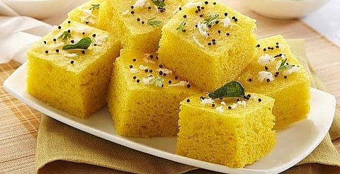 घरी ढोकळा बनवताना या गोष्टी लक्षात ठेवा