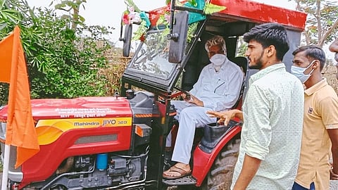 dada  bhuse 