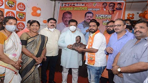 उत्तरभारतीय मतांवर वसई-विरार जिंकण्याचं शिवसेनेचं लक्ष्य, हितेंद्र ठाकूरांशी सामना