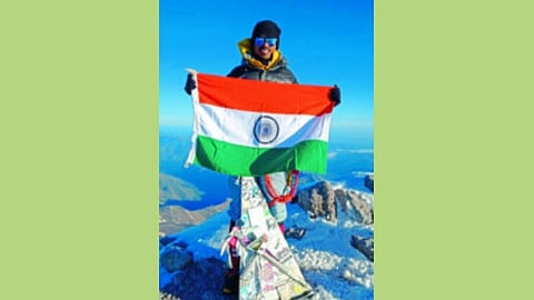 नंदुरबारच्या अनिलकडून युरोपातील ‘माउंट एल्ब्रूस’ सर 