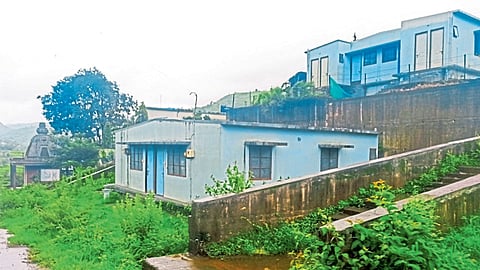 Malin Village